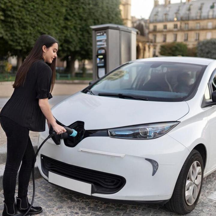 Optez pour notre service de contrôle technique des véhicules électriques pour bénéficier d’une performance optimale.